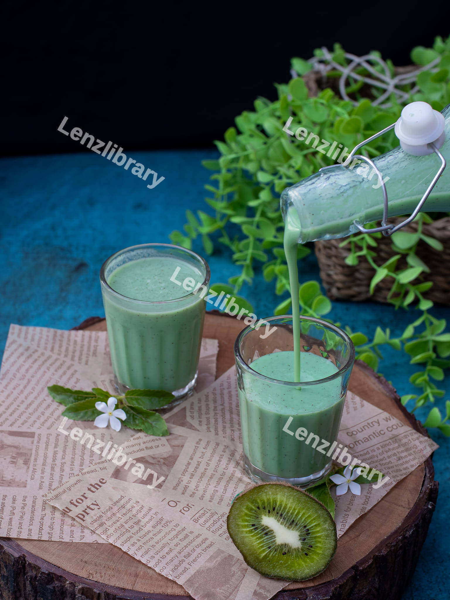 Kiwi smoothies